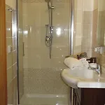 Santa Sofia B&B 그라비나 디 카타니아