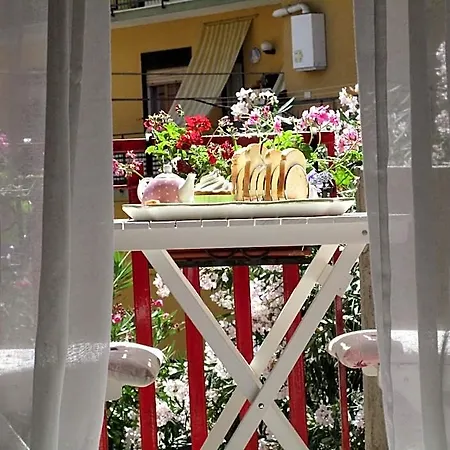 Santa Sofia Couette-café